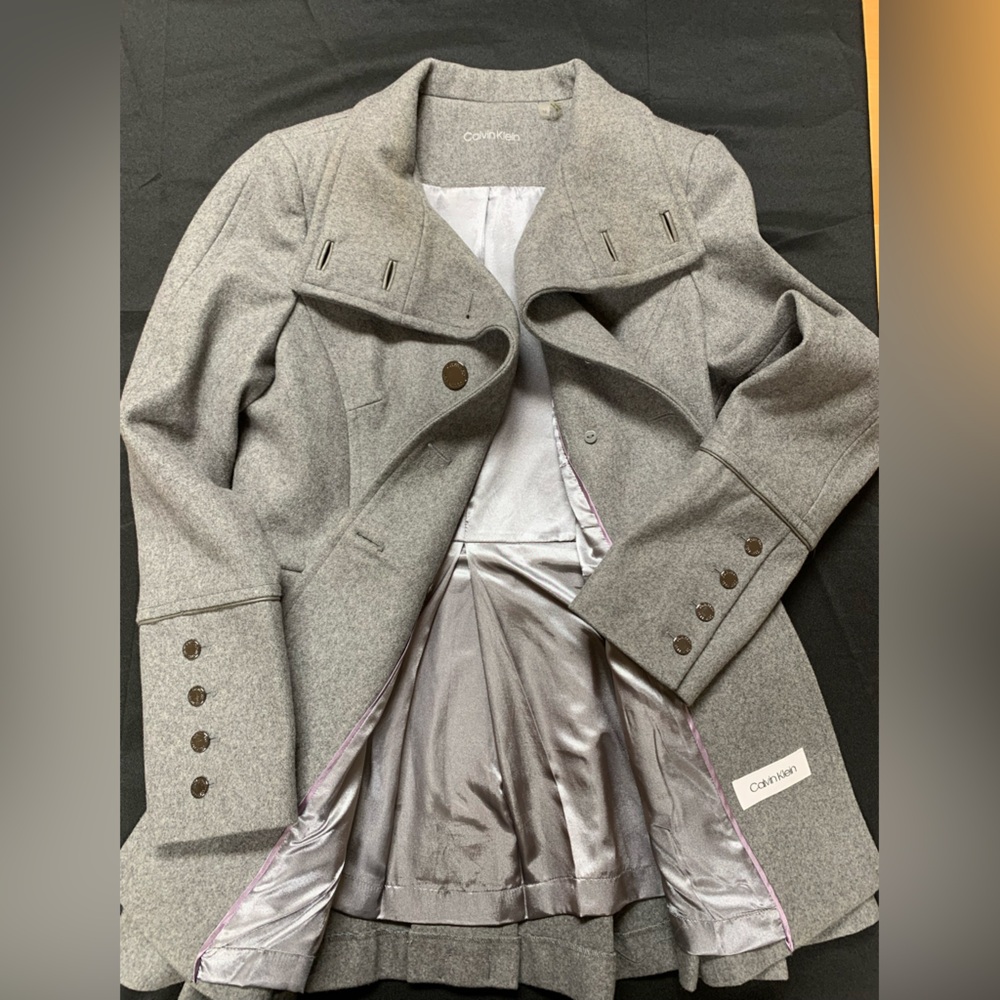 Calvin Klein Size 10 Double Breasted Skirted Coat. Grey. Like New. - Picture 5 of 8